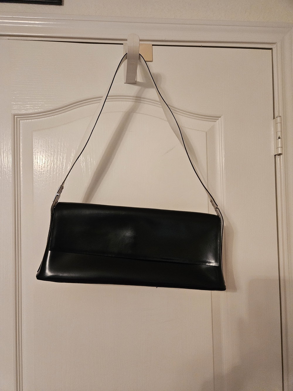 Details Black Nylon-Lined Leather Upper Handbag Interior